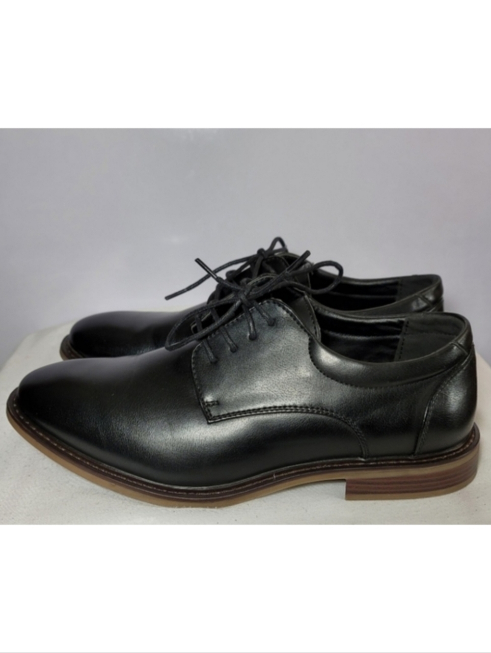Hugo Vitelli Size 9.5 Mens Black Dress.
